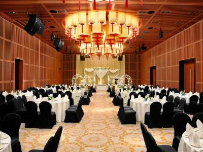 Aloft Novena Hotel